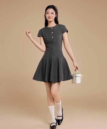 Đầm godet mini phối nẹp nút